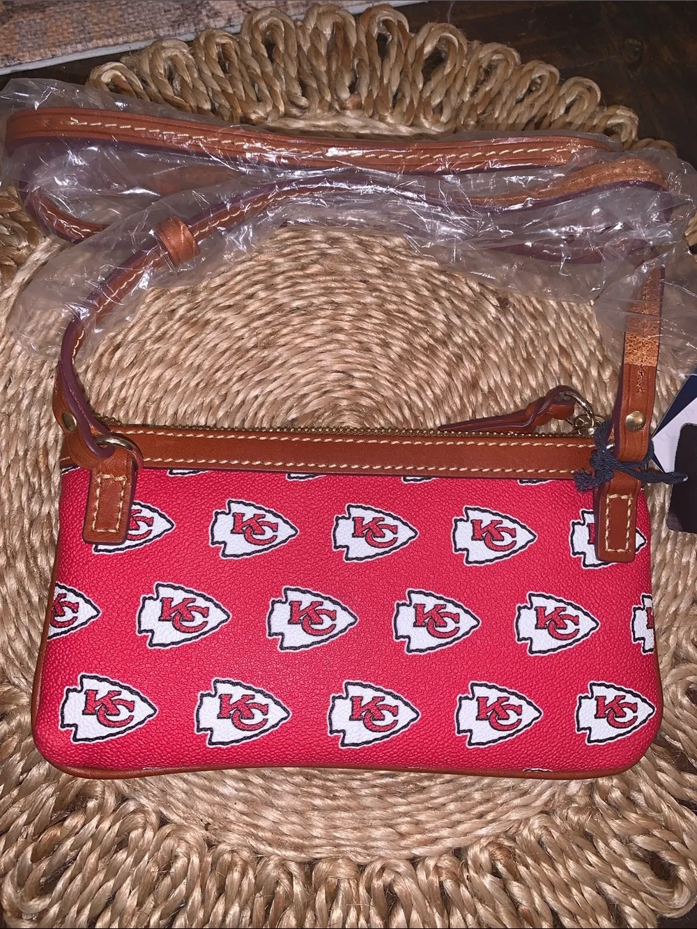 Dooney & Bourke Kansas City Chiefs Red Large Slim Crossbody Purse - Picture 6 of 10